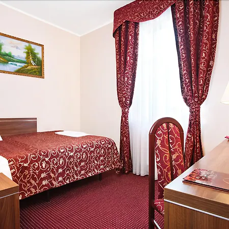 Jasek Premium 3*