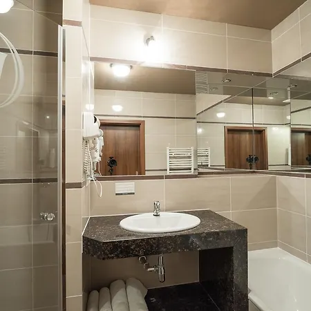 Jasek Premium 3*