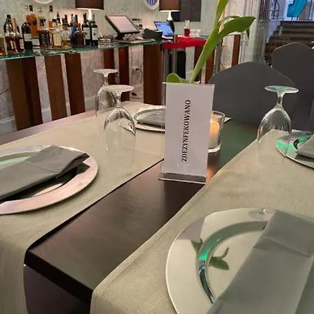 Hotel Jasek Premium 3*